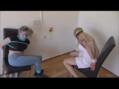 ❤️ Tràilleach / ceangailte agus gagged / nighean ann an àmhghar ❌  Porno fb  leinn gd.onlyhdporn.ru ❌❤